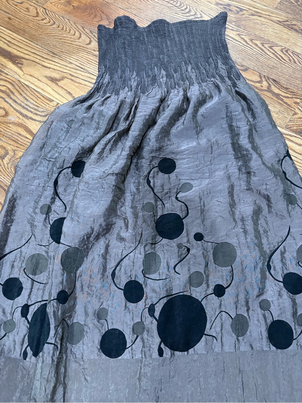 Lapis Gray Smocked Waist Skirt with Black and Dark Gray Dot Motif